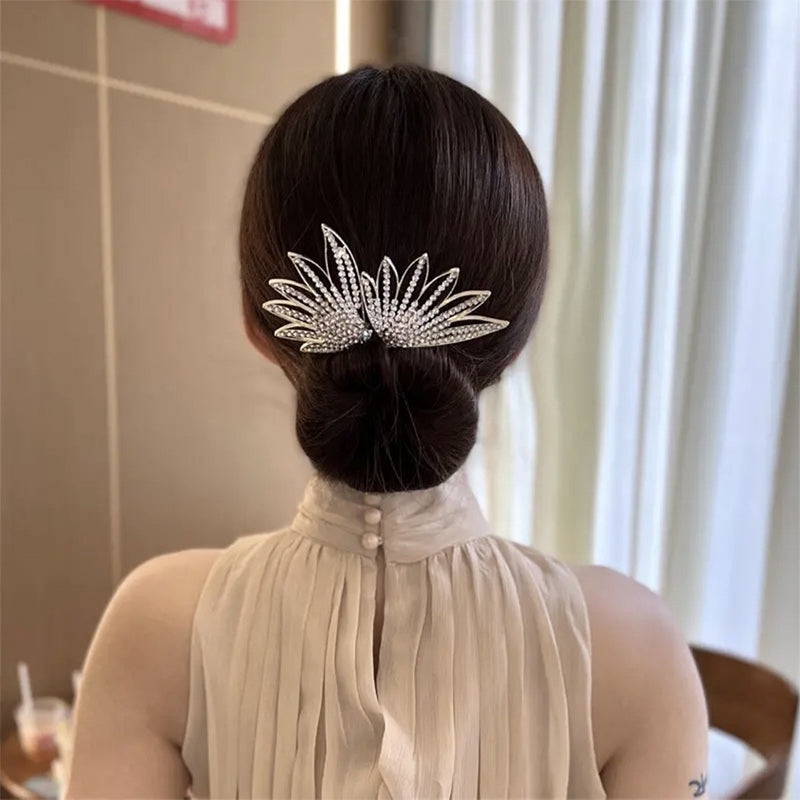 Elegant Lazy Hair Key