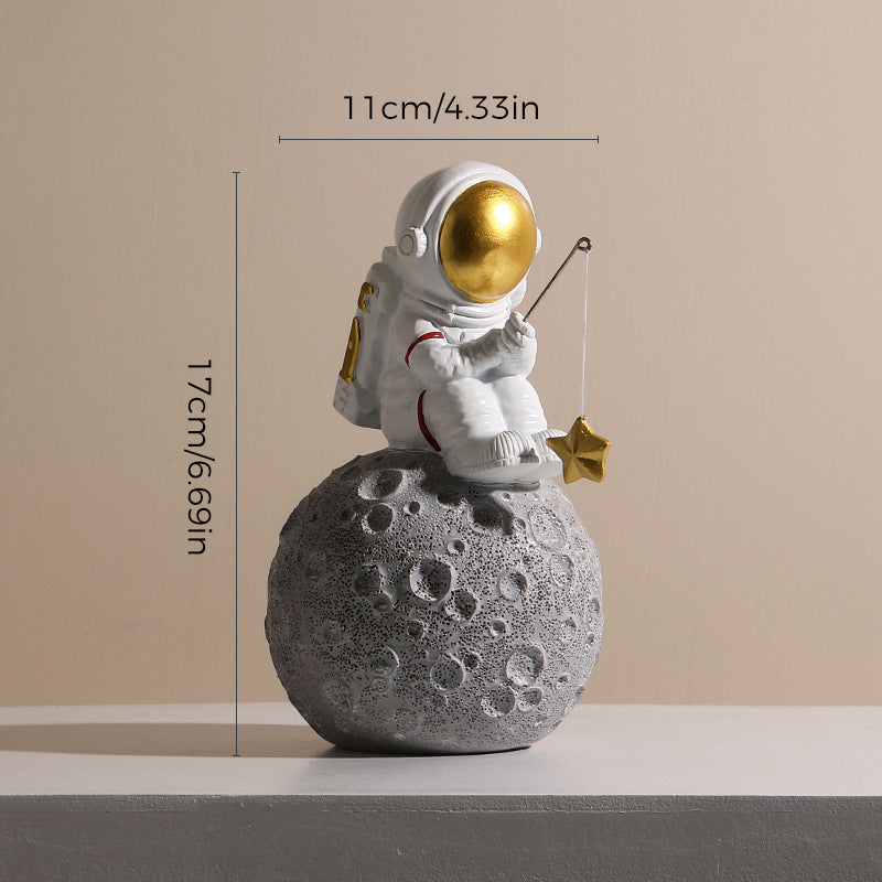 Creative Astronaut Desktop Decoration
